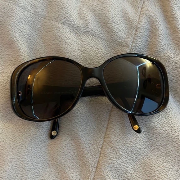 Versace Sunglasses - Authentic! - Picture 1 of 4